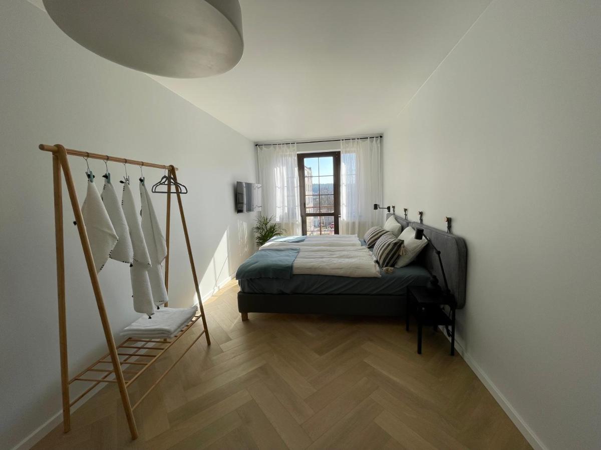 Apartament Ovoc 2.0 Chodzież Esterno foto